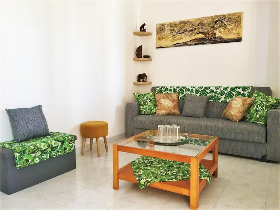 Bougainvillea Home - Ospedale Policlinico Монсерато Екстериор снимка