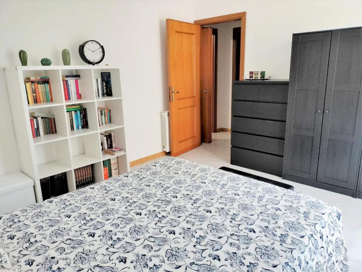 Bougainvillea Home - Ospedale Policlinico Монсерато Екстериор снимка